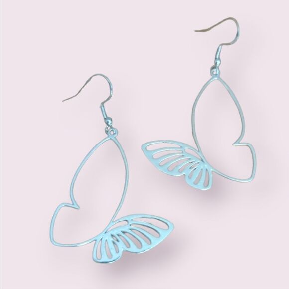 Boutique Jewelry - Silverstone Butterfly Earrings 